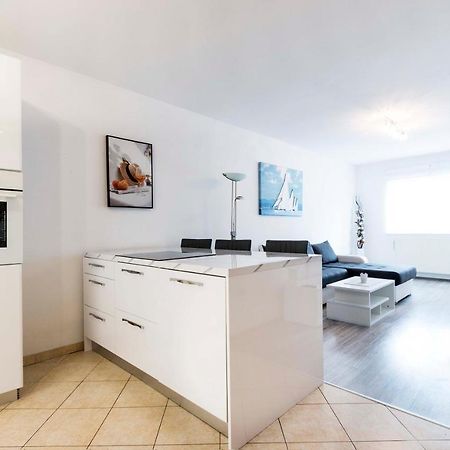 Apartment Elena Póla Kültér fotó